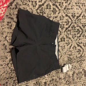 Brand new under armour shorts great for golfing size 0